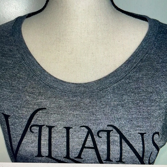 DISNEY FEMALE VILLAINS T-SHIRT. - Picture 5 of 8